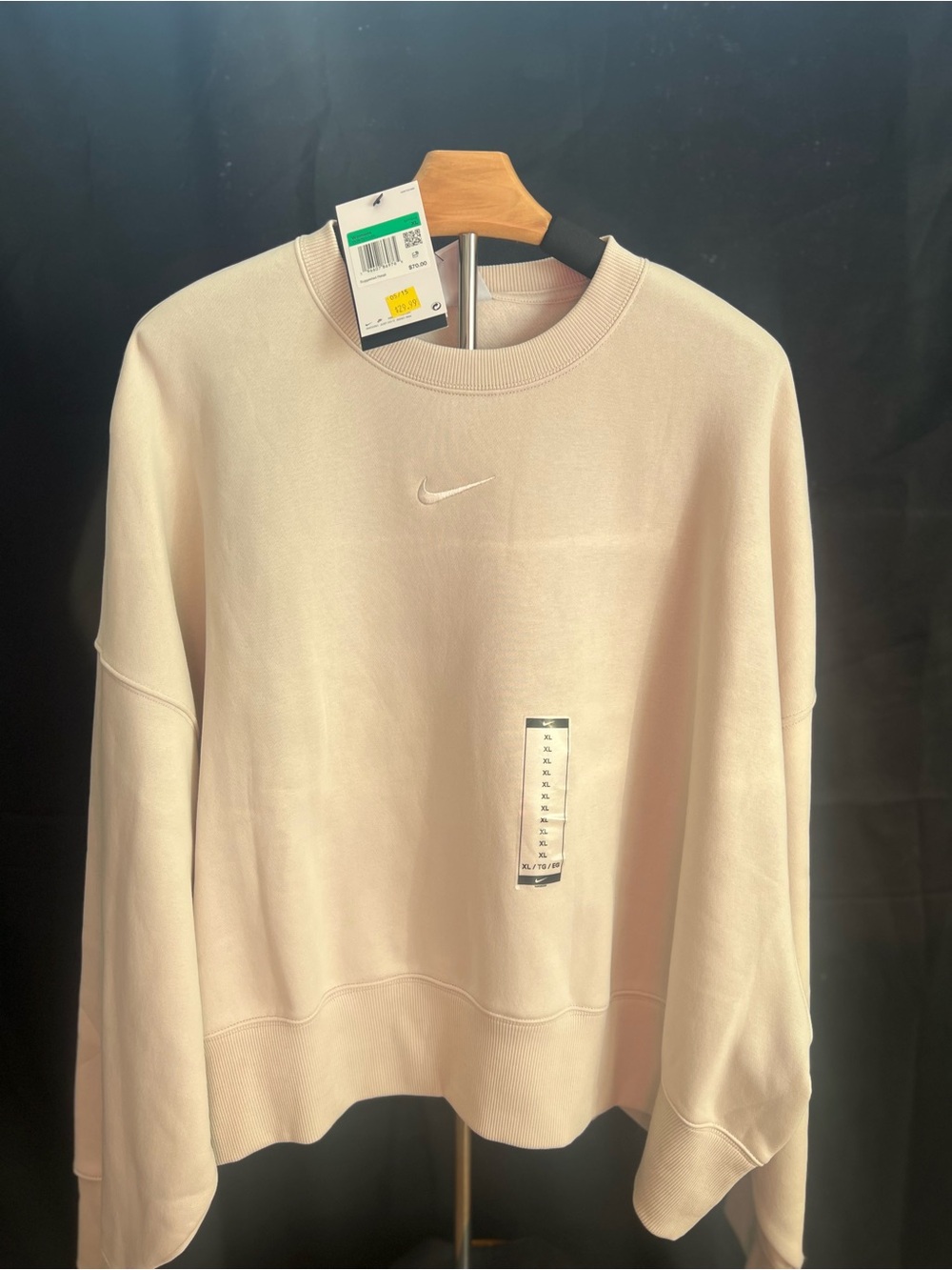 Nike Women’s Oversized Crewneck Sweatshirt - Cream